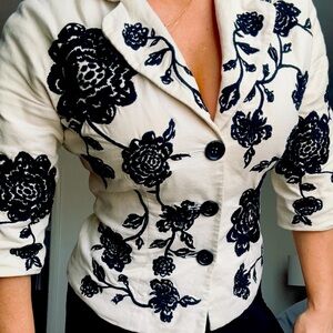 Women White House Black Market Blazer, size 8